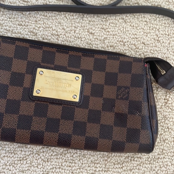 LV bag - Picture 3 of 6